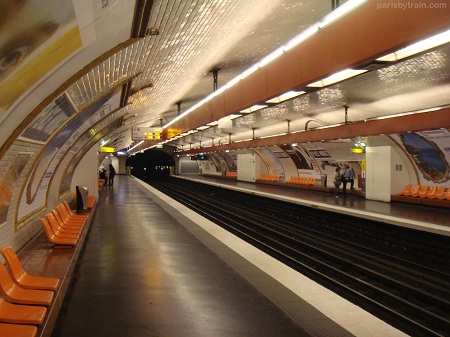 в парижском метро